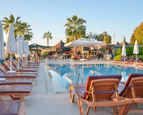 Altinkum Bungalows Hotel, Сиде: подбор тура у персонального агента