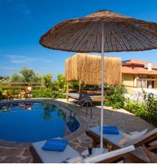 Mandarin & Mango Boutique Hotel