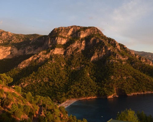 Kabak Avalon Bungalows — бунгало в горах над бухтой Кабак, Олюдениз