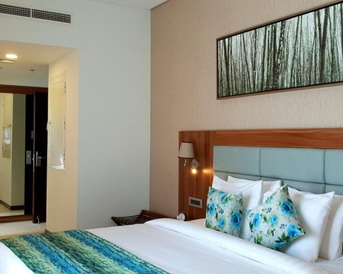 Jacob's Garden Hotel 4*