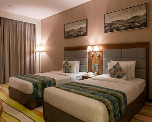 Jacob's Garden Hotel 4*