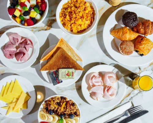 Premier Inn Dubai Al Jaddaf: отель 3* в Дубае