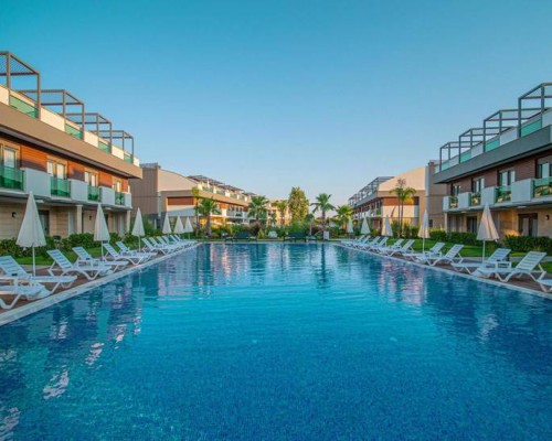 Veranda Beach Suites — отель в Анталье, район Муратпаша