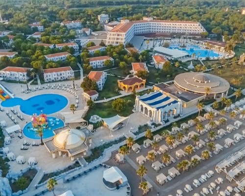 Pine Beach Belek 5* — семейный отдых на первой линии в Белеке