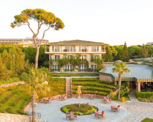 Pine Beach Belek 5* — семейный отдых на первой линии в Белеке