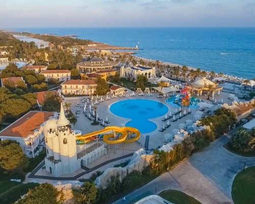 Pine Beach Belek 5* — семейный отдых на первой линии в Белеке