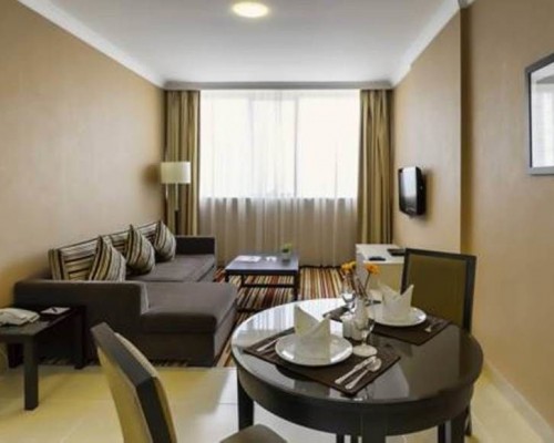 Executive Suites Abu Dhabi 4* — апарт-отель в Абу-Даби