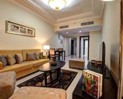 White Feather Hotel Apartments 4*