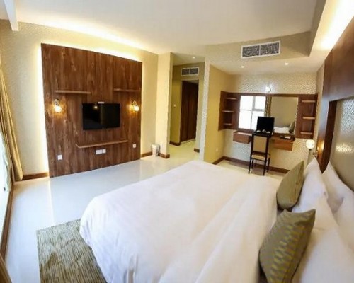 Arcadia Hotel Apartments 4*