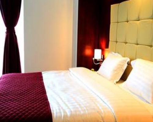 Arcadia Hotel Apartments 4*