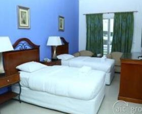 Oyo 138 Empire Hotel Apartment 3*