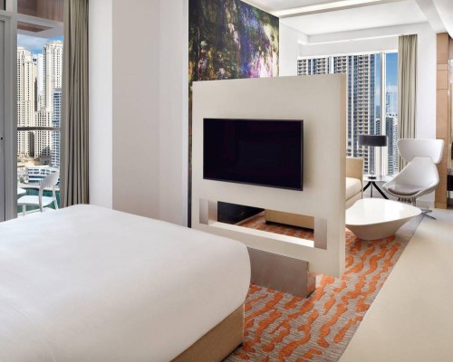 Crowne Plaza Dubai Marina 5* — отель в Дубай Марина