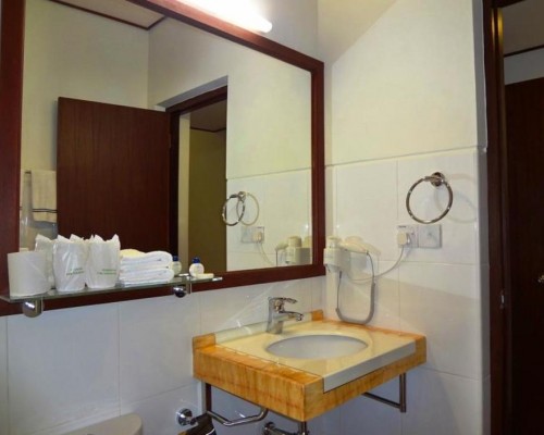 Nasandhura Palace Hotel 4* — Мале, Мальдивы