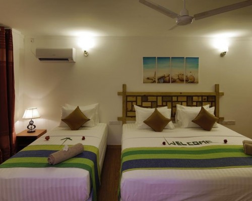 Shallow Lagoon Rasdhoo 3* — Ари Атолл, Мальдивы