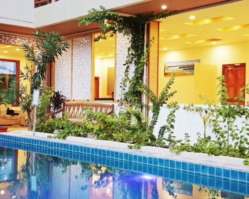 Holikan Beach 3* — отель на острове Маафуши, Южный Мале