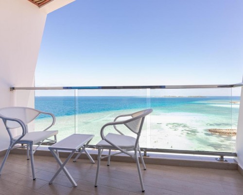 Kaani Palm Beach 4* — Маафуши, Южный Мале