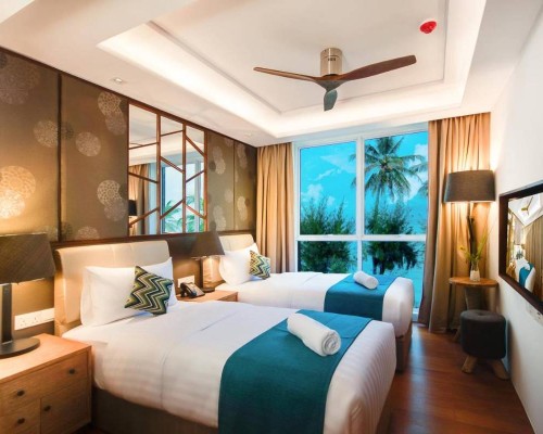 Seasalter Maldives 3* — отель в Хулхумале, Северный Мале