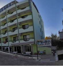 Hotel Marla Suit 4*