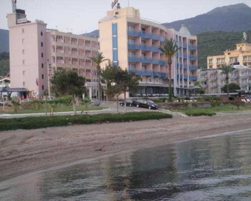 Kalamaki Beach Hotel 3* — отель в Кушадасы