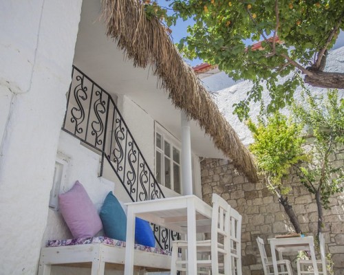 Alacati Alanur Otel 4* — Чешме, Алачаты