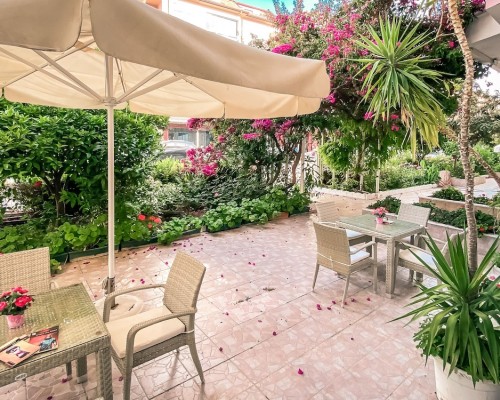 Bella Rose Alanya 3* — отель в Аланье, район Оба