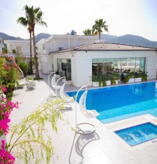 Poseidon Boutique Hotel & Yacht Club 4*