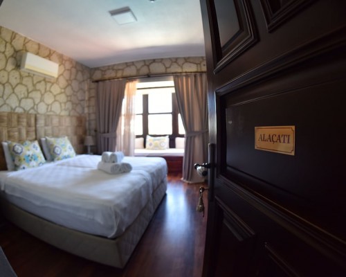Seven Rooms Hotel 3* — Чешме, Алачаты