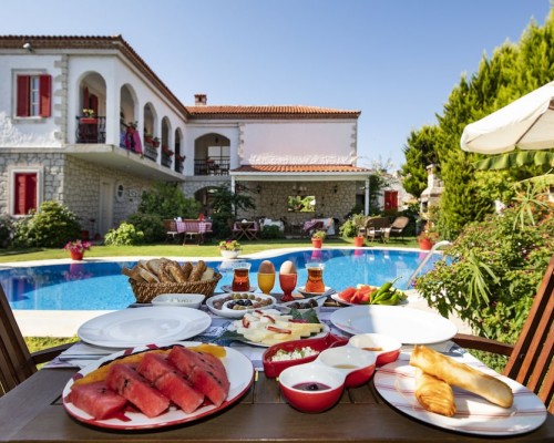 Mercan Kosk Boutique Hotel 3* — Чешме, Алачаты