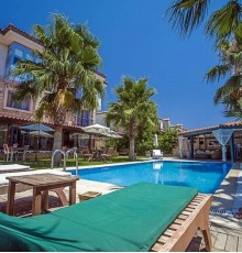 Tash Mekan Boutique Hotel 3*