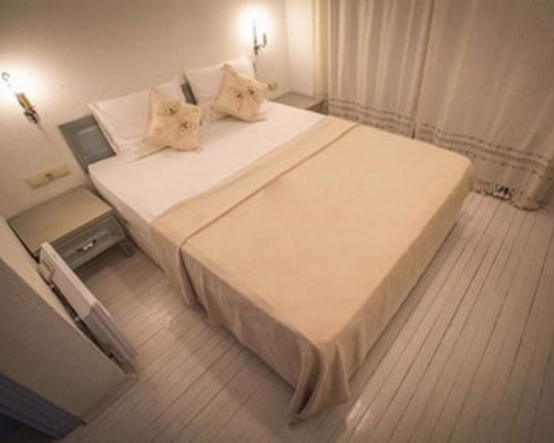 Tash Mekan Boutique Hotel 3* — Чешме, Турция