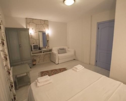Tash Mekan Boutique Hotel 3* — Чешме, Турция