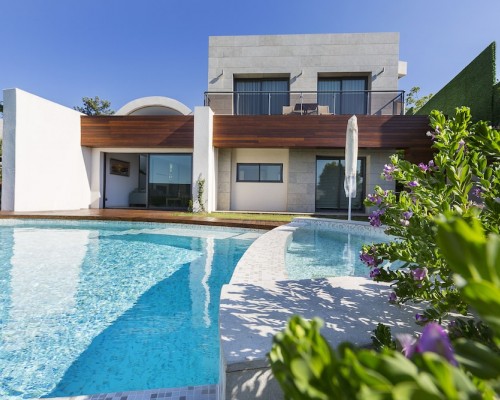 Alya Sierra Bodrum Villa 4* — отель в Бодруме