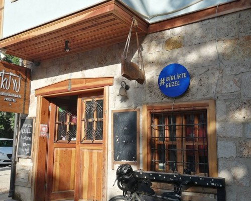 Kuyu Beergarden Hostel в Анталье — хостел без звёздной категории