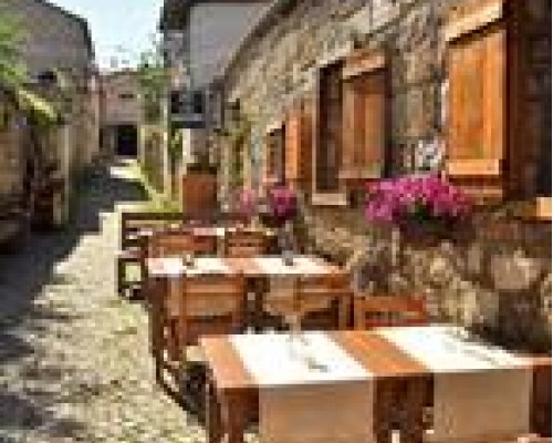 Zeren Alacati 3* — отель в Алачаты, Чешме