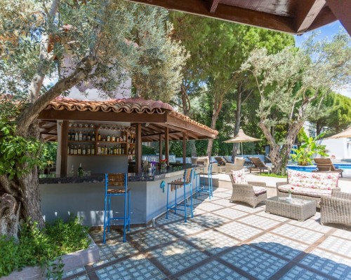 Risus Garden Hotel 3* в Кушадасы: что важно знать перед бронированием