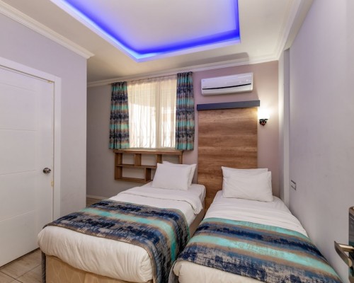 Linda Expo Palace 3* в Анталье: отель в Муратпаше рядом с Калеичи