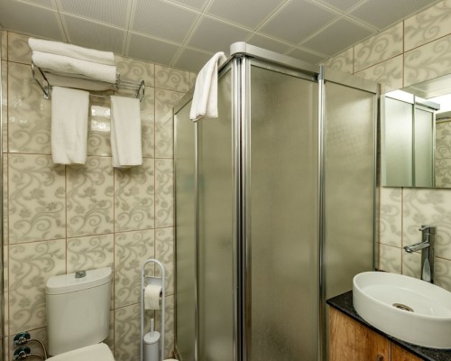 Linda Expo Palace 3* в Анталье: отель в Муратпаше рядом с Калеичи