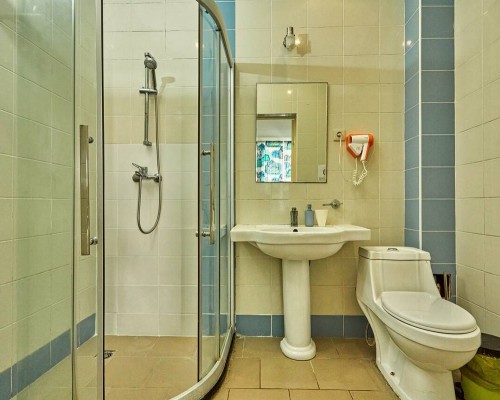 Отель Серебряный Пляж 3* в Гудауте: что важно знать перед бронированием