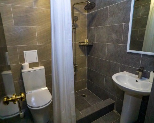 Родина отель 3* в Новом Афоне: честный обзор