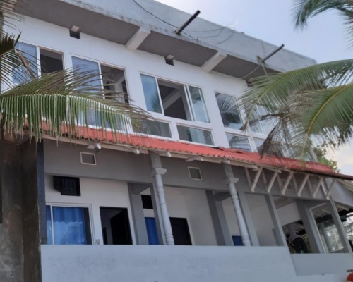 The Beach Villa 2* — Унаватуна, Шри-Ланка