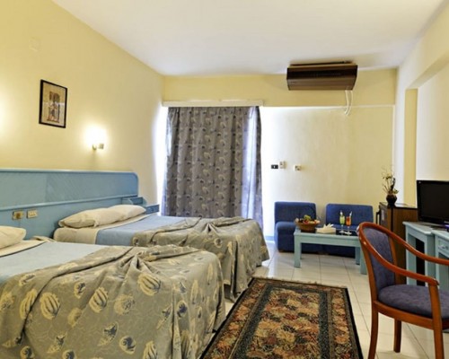 Royal Star Empire Hotel 3* в Хургаде: что важно знать перед бронированием