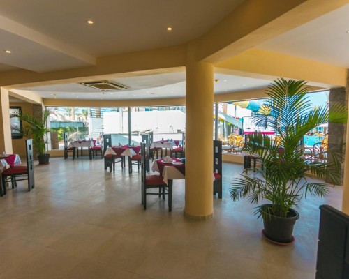 La Rosa Waves Resort 4* в Хургаде: что важно знать перед бронированием