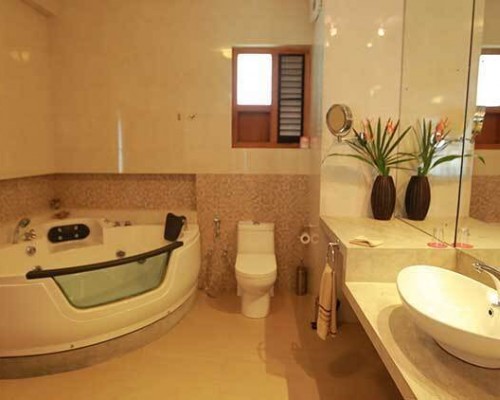 CoCo Bay Unawatuna 4* — пляжный отель в Унаватуне, Шри-Ланка