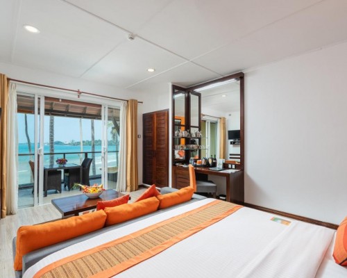 CoCo Bay Unawatuna 4* — пляжный отель в Унаватуне, Шри-Ланка