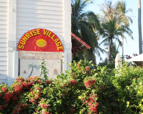Sunrise Village Mui Ne Hotel 4* — Фантхьет, Вьетнам
