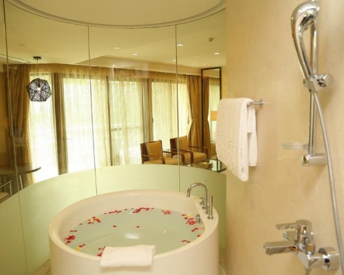 Infinity Ocean Beach Resort Hainan 4* — Хайнань, Линшу