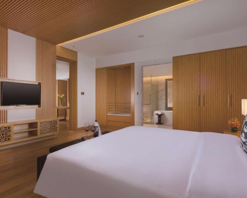Thousand Cranes Sanya Yazhou Bay, Curio Collection by Hilton — Хайнань