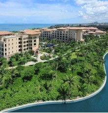 Wyndham Grand Plaza Royale 5*