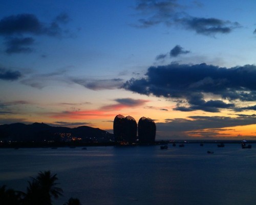 Sanya Canacoast Art Inn 2* — отель в Санье, Хайнань