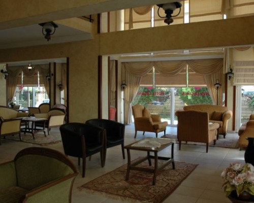 Laguna Apart Suite 3* в Анталье: апарт-отель с кухней и бассейном